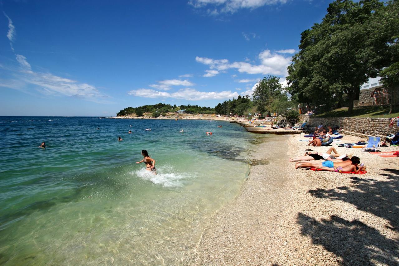 Hotel App. Fiorela Poreč Exterior foto